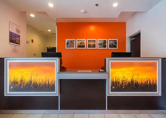 Days Inn By Wyndham South Bend/Notre Dame