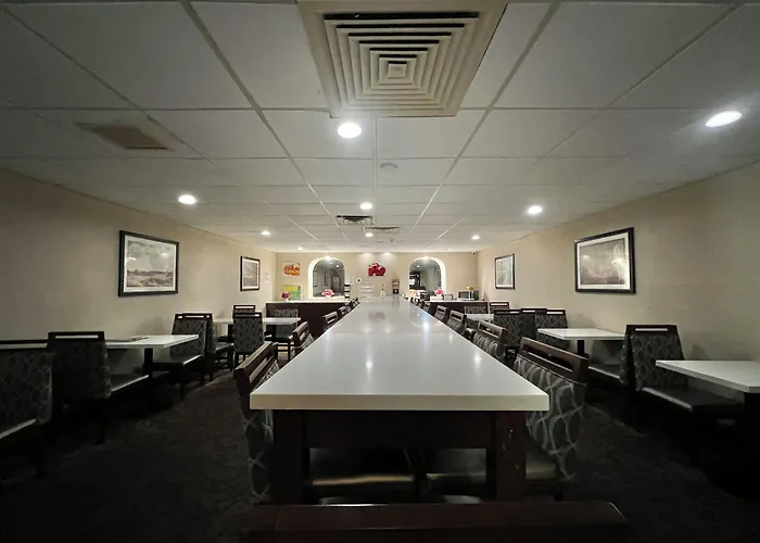 Pine Lake Resort And Banquets